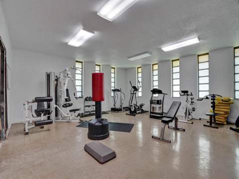 5041 W Oakland Park Boulevard #111, Lauderdale Lakes FL - photo 12 of 16