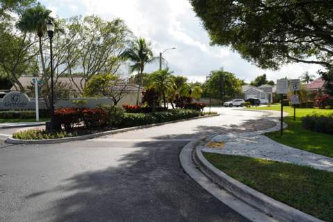 10245 SW 16th Court, Pembroke Pines FL - photo 20 of 22