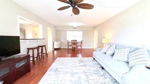 5510 Tamberlane Circle #243, Palm Beach Gardens FL - photo 7 of 23