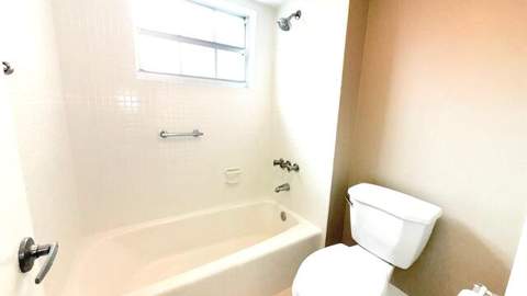 5510 Tamberlane Circle #243, Palm Beach Gardens FL - photo 21 of 23