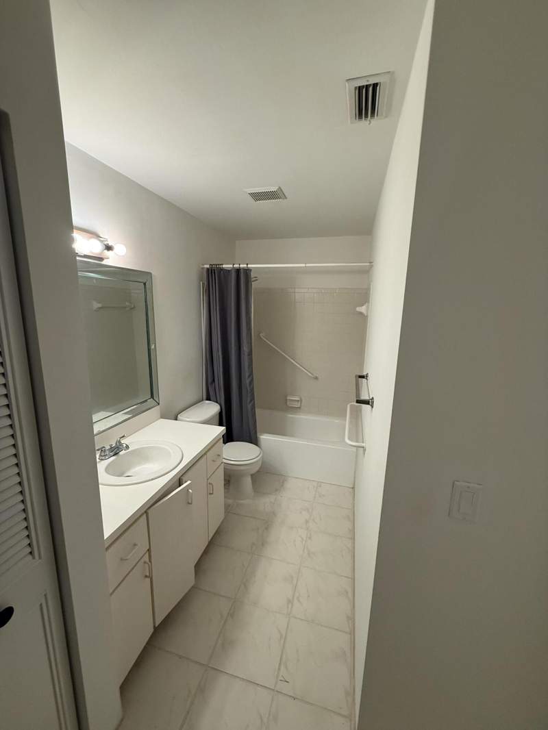 2 bedroom Condominium at 5795 La Pinata Boulevard #C-2, La Pinata Condo, Greenacres — photo 2