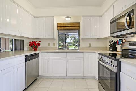 6186 Brandon Street, Palm Beach Gardens FL - photo 14 of 54