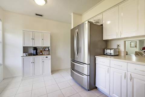 6186 Brandon Street, Palm Beach Gardens FL - photo 17 of 54