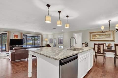 3060 SE Darien Road, Port St. Lucie FL - photo 6 of 60