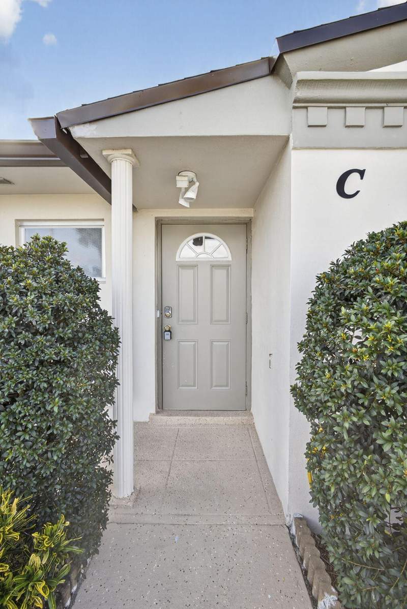 2 bedroom Villa at 2833 Crosley Drive #C, Cresthaven Villas Condo 21, West Palm Beach — photo 5