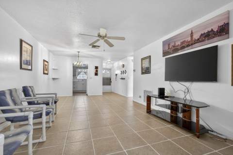 2833 Crosley Drive #C, West Palm Beach FL - photo 13 of 31