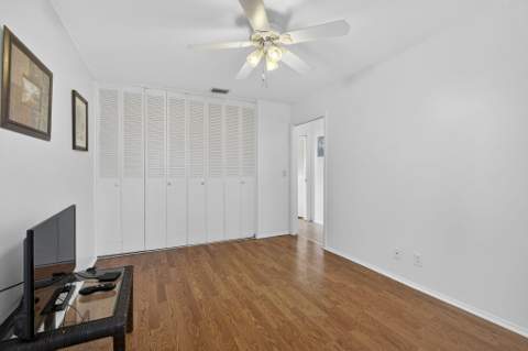 2833 Crosley Drive #C, West Palm Beach FL - photo 19 of 31