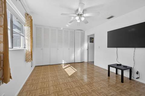 2833 Crosley Drive #C, West Palm Beach FL - photo 22 of 31