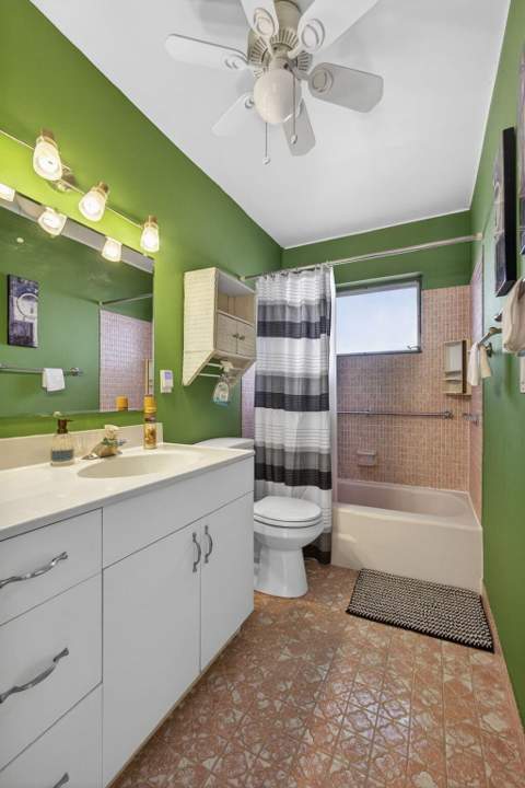 2833 Crosley Drive #C, West Palm Beach FL - photo 23 of 31
