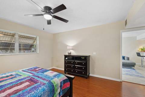 3075 E Gardens East Drive #32, Palm Beach Gardens FL - photo 6 of 17
