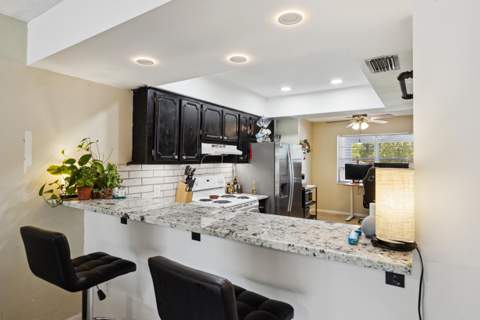 3075 E Gardens East Drive #32, Palm Beach Gardens FL - photo 8 of 17