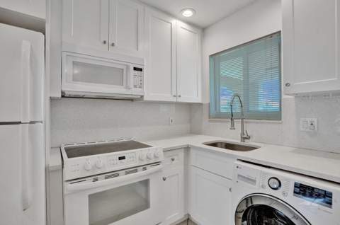 2311 NE 36th Street #2f, Lighthouse Point FL - photo 7 of 25