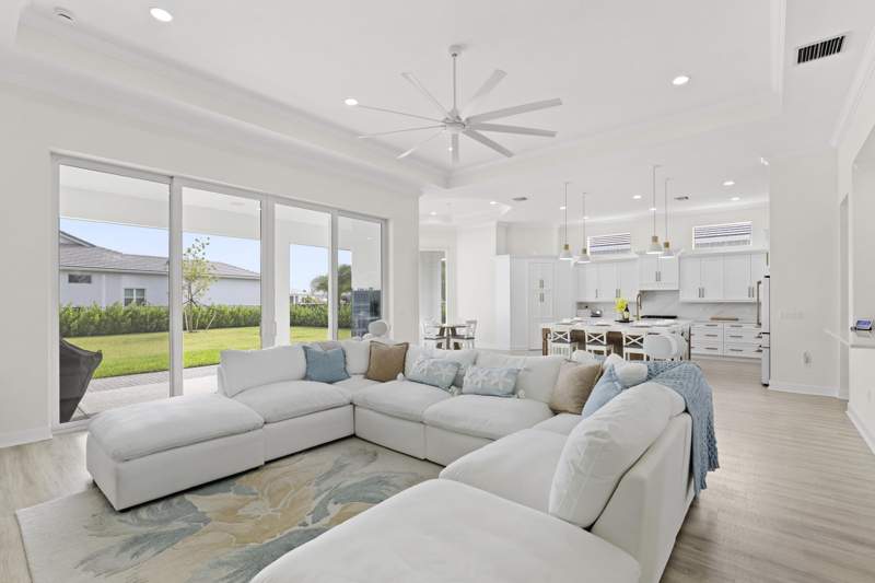 4 bedroom Single Family Residence at 14952 Woodlot Court, Woodlands Of Westlake, Westlake — photo 2
