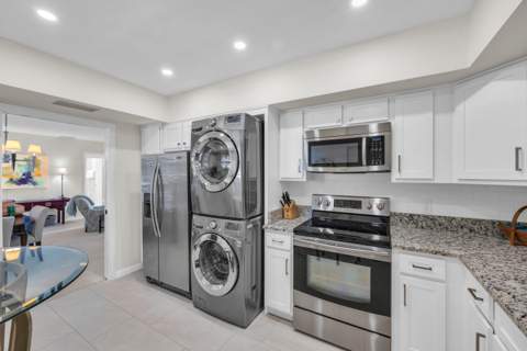 4 SE Turtle Creek Drive #E, Jupiter FL - photo 16 of 27