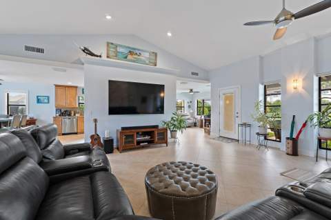 348 River Drive, Tequesta FL - photo 8 of 38