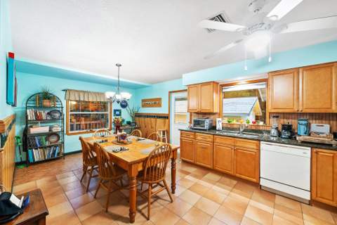 12165 SE Nassau Street, Hobe Sound FL - photo 14 of 48