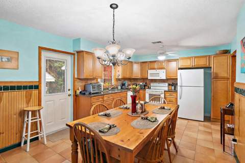 12165 SE Nassau Street, Hobe Sound FL - photo 13 of 48