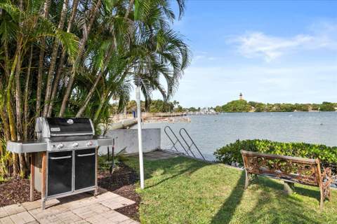 755 Saturn Street #H101, Jupiter FL - photo 24 of 40