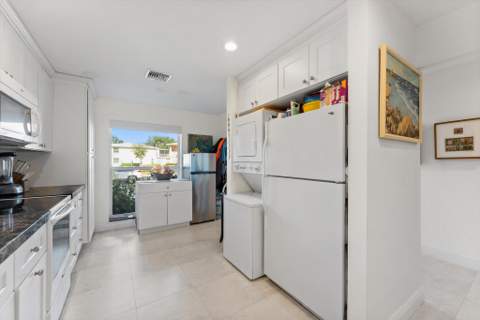 1940 NW 13th Street #12-a, Delray Beach FL - photo 12 of 44