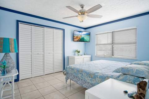 2902 Essex Drive, Fort Pierce FL - photo 10 of 35