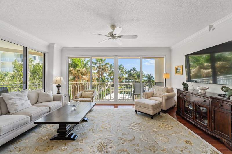 3 bedroom Condominium at 1660 S Highway A1A #122, Jupiter By The Sea Condo, Jupiter — photo 4