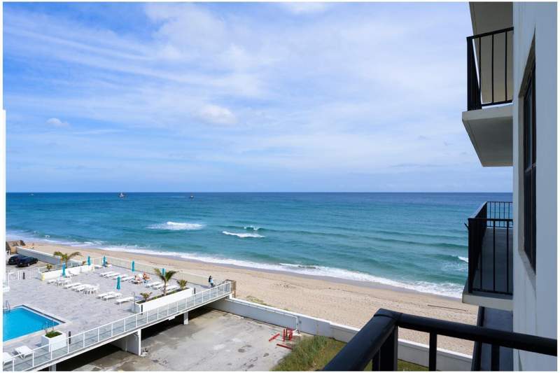 2 bedroom Condominium at 3456 S Ocean Boulevard #504, Claridges, Palm Beach — photo 2