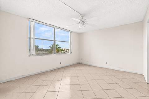 14623 Bonaire Boulevard #608, Delray Beach FL - photo 10 of 28