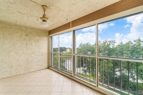 14623 Bonaire Boulevard #608, Delray Beach FL - photo 18 of 28