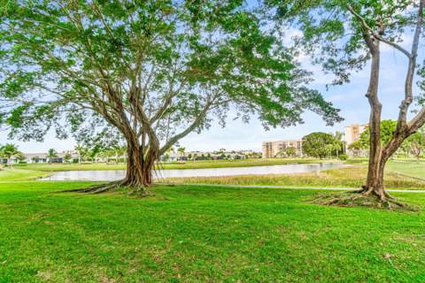 14623 Bonaire Boulevard #608, Delray Beach FL - photo 24 of 28
