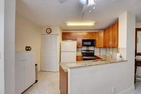 7539 S Oriole Boulevard #103, Delray Beach FL - photo 7 of 19