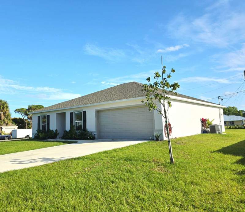 3 bedroom Single Family Residence at 2772 SE Garfield Avenue, Port St Lucie Section 40, Port St. Lucie — photo 4