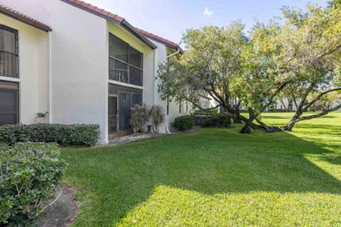 5881 Parkwalk Drive, Boynton Beach FL - photo 23 of 27