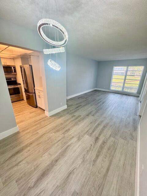 315 Circle Drive #102, Boynton Beach FL - photo 10 of 31