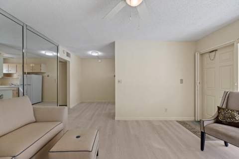 3205 SE 7th Street #206, Pompano Beach FL - photo 9 of 21