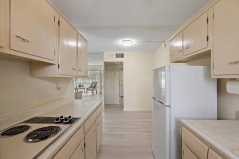 3205 SE 7th Street #206, Pompano Beach FL - photo 15 of 21