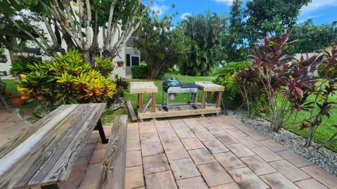 91 Coventry D, West Palm Beach FL - photo 23 of 23