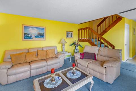 1402 Nebraska Avenue #13, Fort Pierce FL - photo 8 of 33
