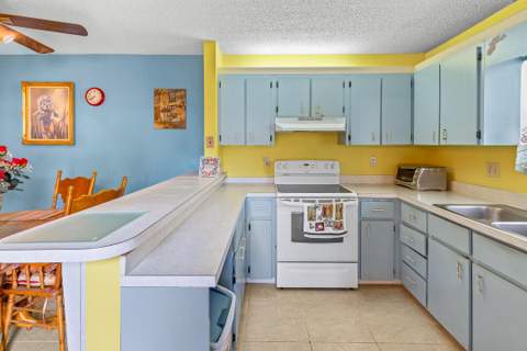 1402 Nebraska Avenue #13, Fort Pierce FL - photo 24 of 33