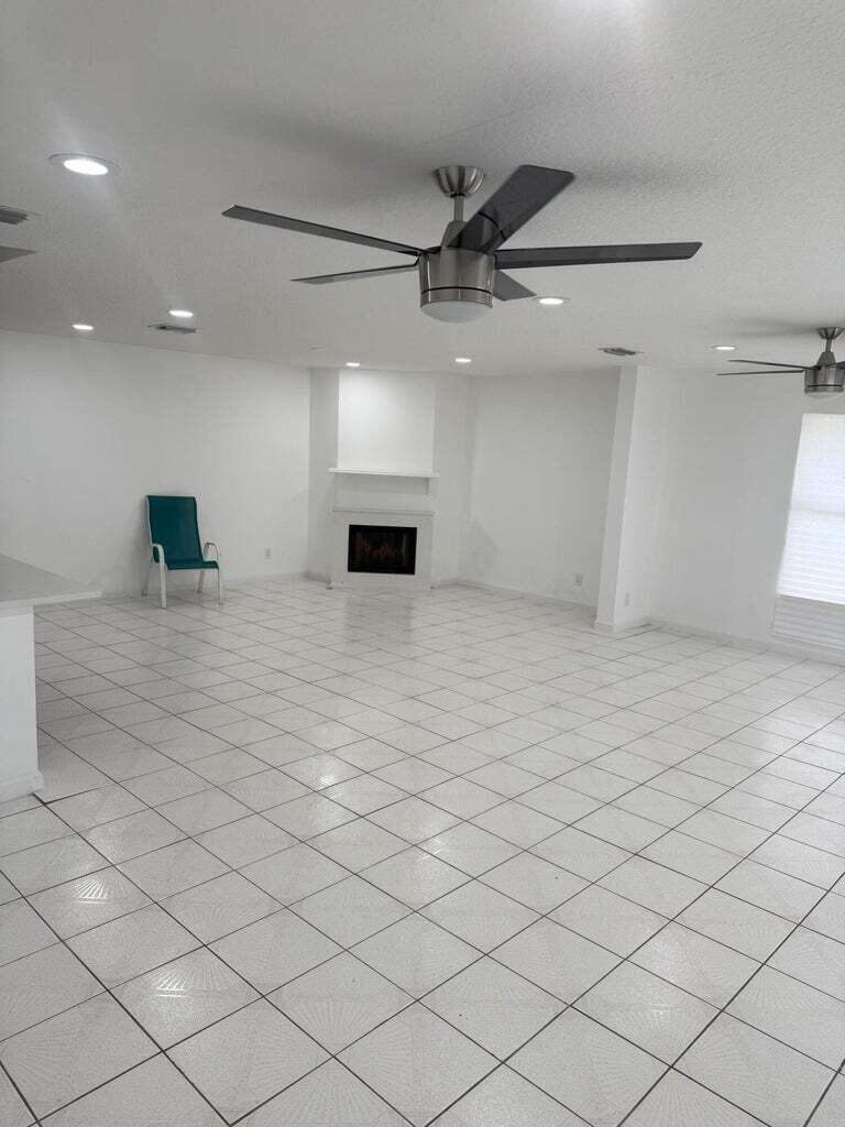 3 bedroom Single Family Residence at 1334 N Mangonia Drive, Roosevelt Estates, West Palm Beach — photo 3