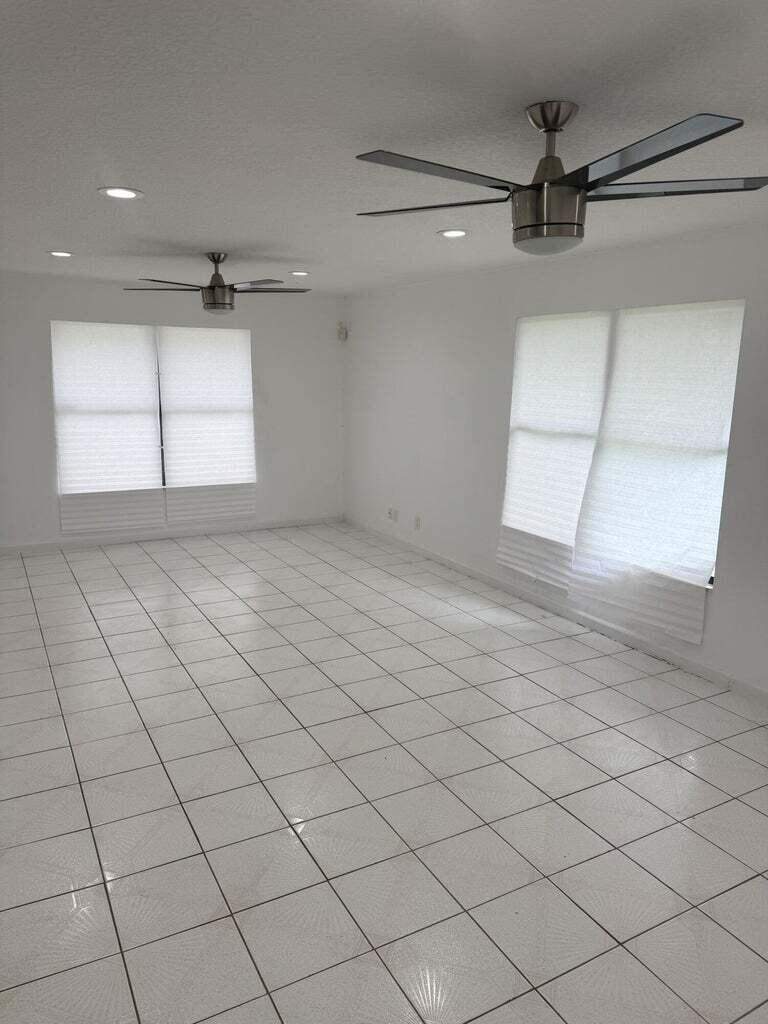 3 bedroom Single Family Residence at 1334 N Mangonia Drive, Roosevelt Estates, West Palm Beach — photo 4