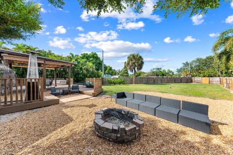 6567 Cindi Lane, Greenacres FL - photo 15 of 18