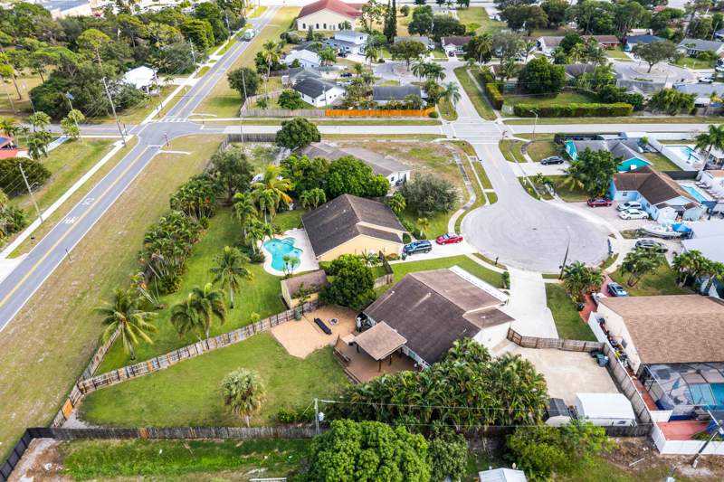 4 bedroom Single Family Residence at 6567 Cindi Lane, Palm Beach Farms Co 3, Greenacres — photo 5