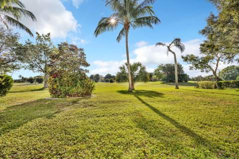 2800 N Palm Aire Drive #108, Pompano Beach FL - photo 24 of 28