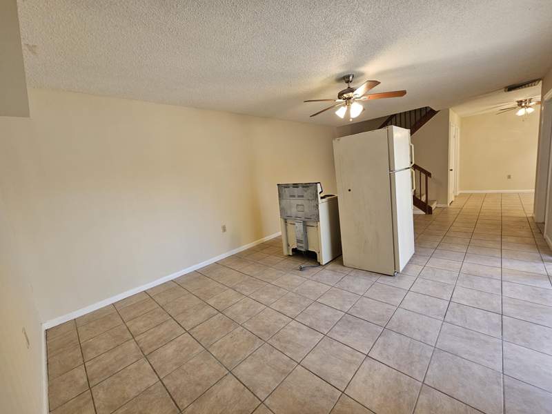 2 bedroom Townhouse at 5152 51st Way, Village Of Sandalwood Lakes South, West Palm Beach — photo 4