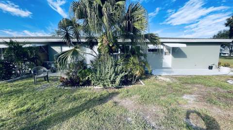 910 South Drive #B, Delray Beach FL - photo 14 of 25