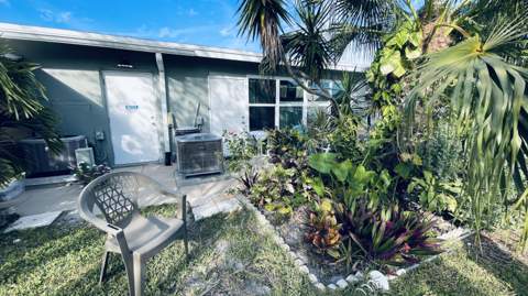 910 South Drive #B, Delray Beach FL - photo 15 of 25