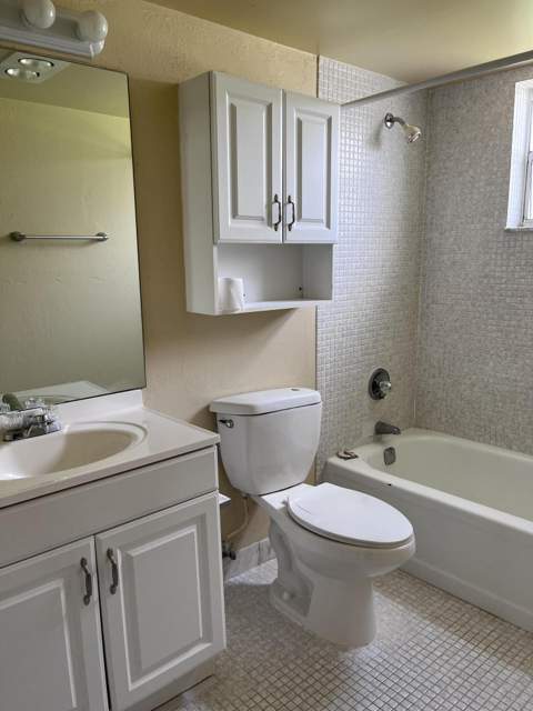 8141 SW 24th Court #108, Davie FL - photo 12 of 20