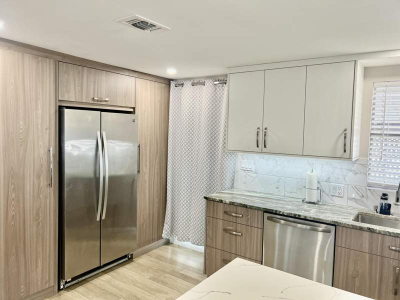 2 bedroom Manufactured Home at 6741 NW 44th Way #Lot T-11, Deerfield Lake, Coconut Creek — photo 2