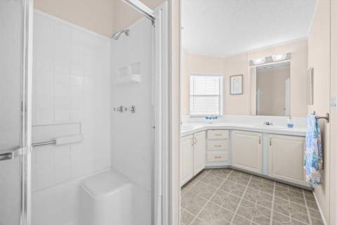 3805 Doral Court, Port St. Lucie FL - photo 19 of 43