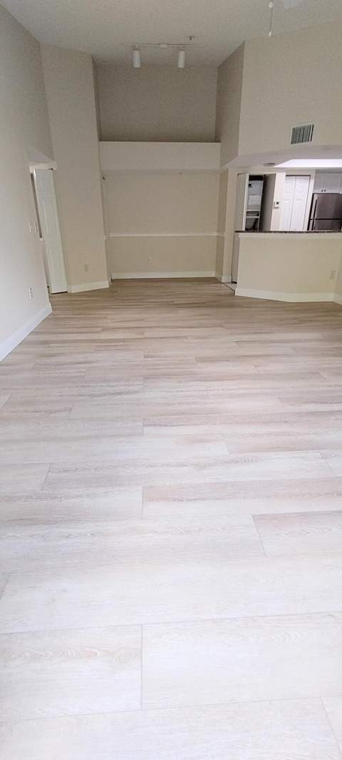 1000 Crestwood Court #1008, Royal Palm Beach FL - photo 9 of 24